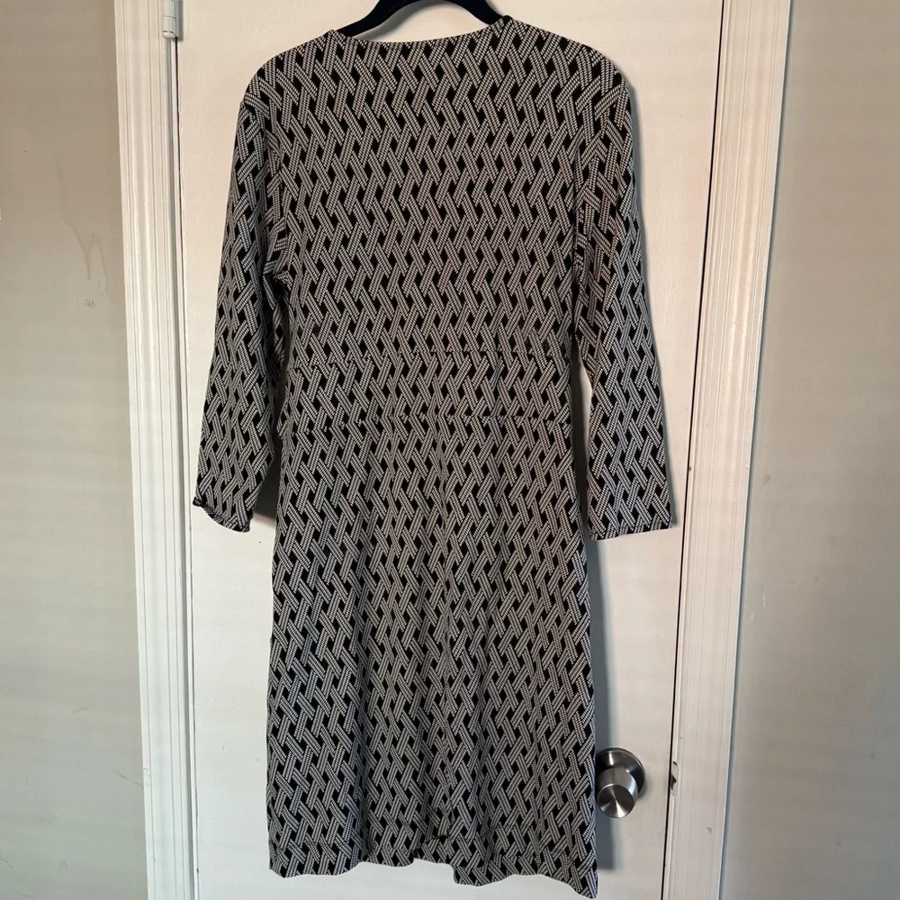 Talbots Black and White Geometric Dress Size M - Picture 2 of 4